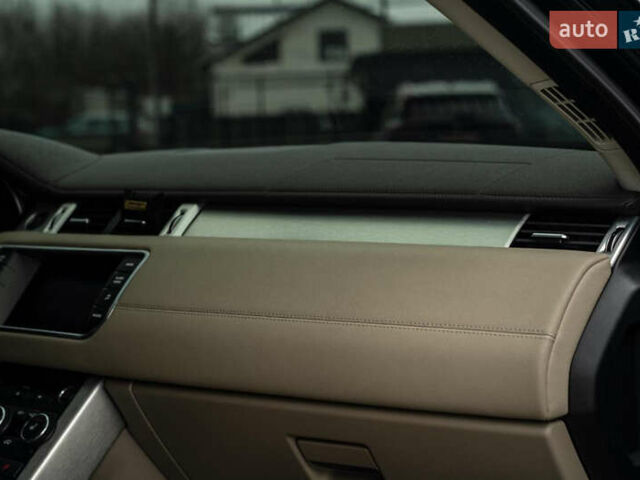 Черный Ленд Ровер Рендж Ровер Эвок, объемом двигателя 2.18 л и пробегом 150 тыс. км за 17500 $, фото 25 на Automoto.ua