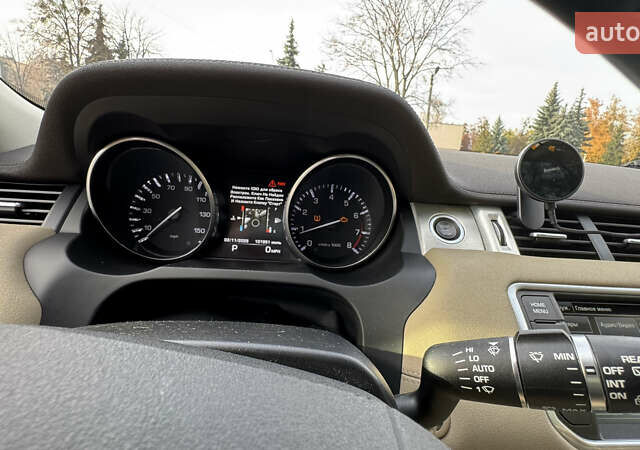 Чорний Ленд Ровер Рендж Ровер Евок, об'ємом двигуна 2 л та пробігом 160 тис. км за 20500 $, фото 14 на Automoto.ua