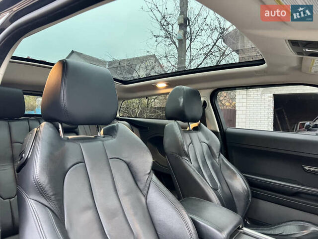 Чорний Ленд Ровер Рендж Ровер Евок, об'ємом двигуна 2 л та пробігом 197 тис. км за 13500 $, фото 30 на Automoto.ua