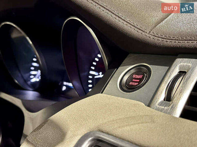 Черный Ленд Ровер Рендж Ровер Эвок, объемом двигателя 2.2 л и пробегом 139 тыс. км за 20999 $, фото 36 на Automoto.ua