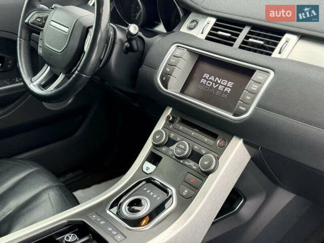 Черный Ленд Ровер Рендж Ровер Эвок, объемом двигателя 2 л и пробегом 260 тыс. км за 11799 $, фото 38 на Automoto.ua