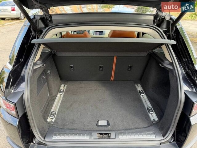 Черный Ленд Ровер Рендж Ровер Эвок, объемом двигателя 2.18 л и пробегом 94 тыс. км за 20000 $, фото 9 на Automoto.ua