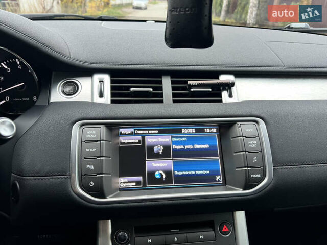 Чорний Ленд Ровер Рендж Ровер Евок, об'ємом двигуна 2 л та пробігом 197 тис. км за 13500 $, фото 34 на Automoto.ua