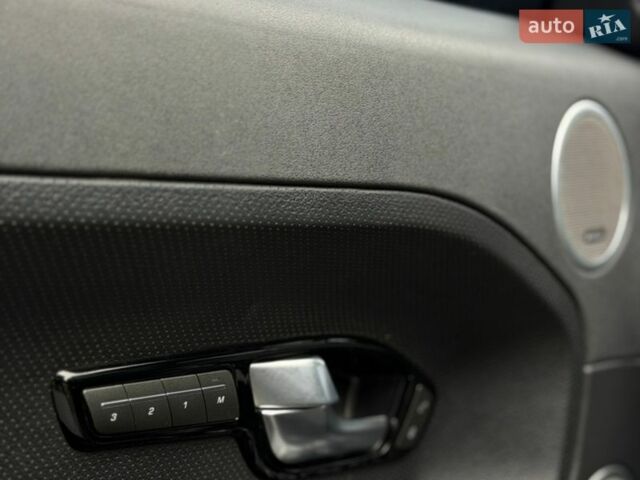 Чорний Ленд Ровер Рендж Ровер Евок, об'ємом двигуна 2.18 л та пробігом 251 тис. км за 14800 $, фото 64 на Automoto.ua