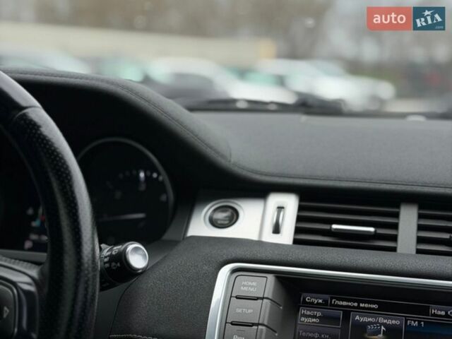 Чорний Ленд Ровер Рендж Ровер Евок, об'ємом двигуна 2.18 л та пробігом 251 тис. км за 14800 $, фото 53 на Automoto.ua