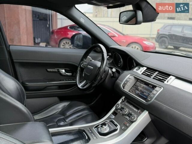 Чорний Ленд Ровер Рендж Ровер Евок, об'ємом двигуна 2.18 л та пробігом 251 тис. км за 14800 $, фото 60 на Automoto.ua