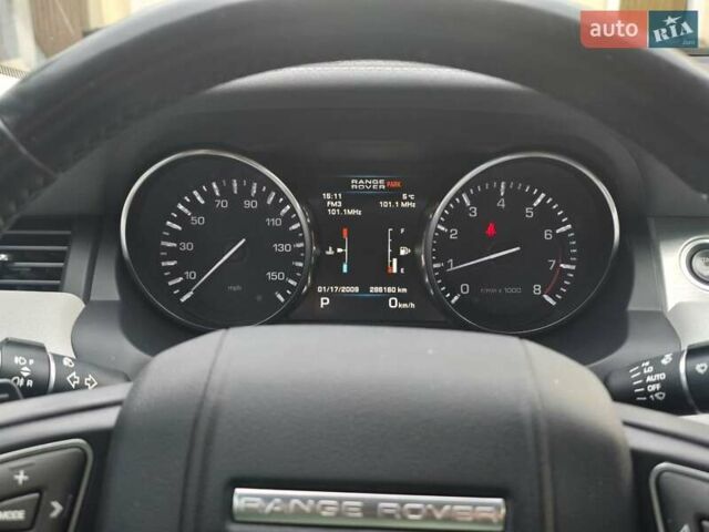 Черный Ленд Ровер Рендж Ровер Эвок, объемом двигателя 2 л и пробегом 286 тыс. км за 14500 $, фото 4 на Automoto.ua