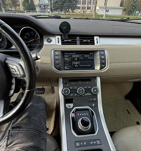 Чорний Ленд Ровер Рендж Ровер Евок, об'ємом двигуна 2 л та пробігом 160 тис. км за 20500 $, фото 13 на Automoto.ua