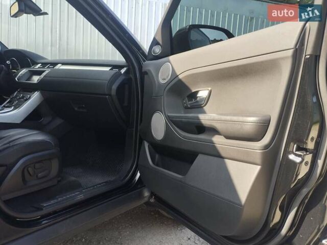 Черный Ленд Ровер Рендж Ровер Эвок, объемом двигателя 2 л и пробегом 97 тыс. км за 18500 $, фото 12 на Automoto.ua