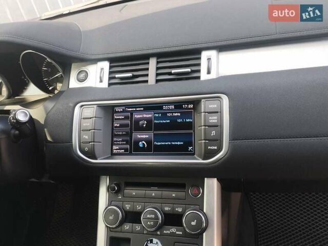 Черный Ленд Ровер Рендж Ровер Эвок, объемом двигателя 2 л и пробегом 97 тыс. км за 18500 $, фото 25 на Automoto.ua