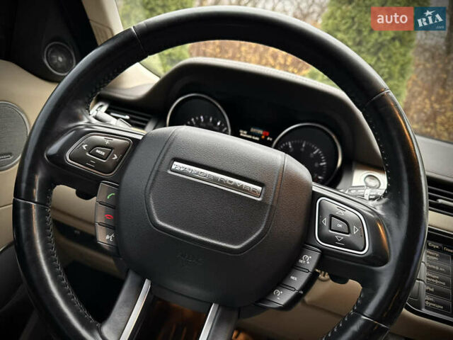 Черный Ленд Ровер Рендж Ровер Эвок, объемом двигателя 2 л и пробегом 150 тыс. км за 14700 $, фото 64 на Automoto.ua