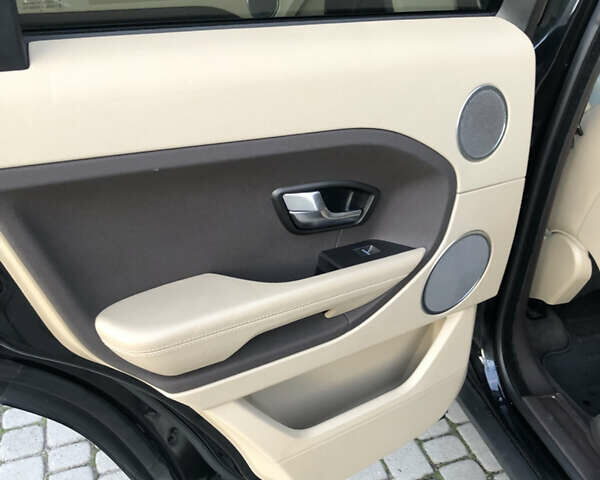 Ленд Ровер Рендж Ровер Эвок 2013 в Львове на Automoto.ua Черный Ленд Ровер Рендж Ровер Эвок, объемом двигателя 2 л и пробегом 178 тыс. км за 18500 $, фото 8 на Automoto.ua