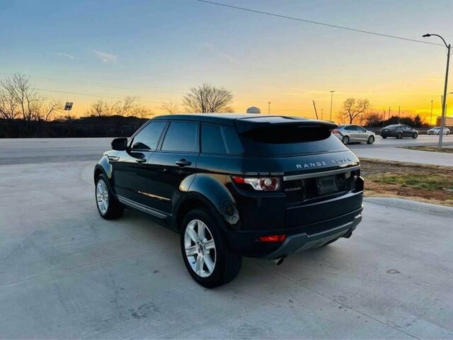 Чорний Ленд Ровер Рендж Ровер Евок, об'ємом двигуна 2 л та пробігом 154 тис. км за 13000 $, фото 2 на Automoto.ua