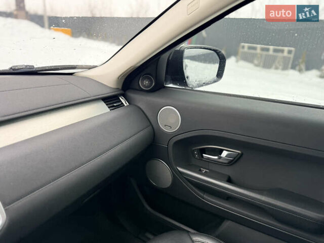 Черный Ленд Ровер Рендж Ровер Эвок, объемом двигателя 2 л и пробегом 260 тыс. км за 11799 $, фото 41 на Automoto.ua