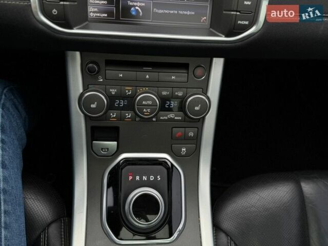 Чорний Ленд Ровер Рендж Ровер Евок, об'ємом двигуна 2.18 л та пробігом 251 тис. км за 14800 $, фото 70 на Automoto.ua