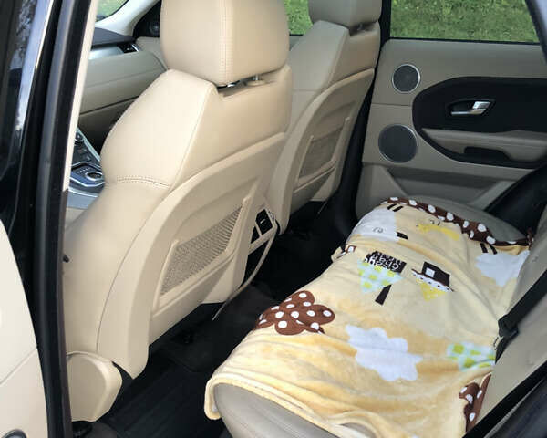 Ленд Ровер Рендж Ровер Эвок 2013 в Львове на Automoto.ua Черный Ленд Ровер Рендж Ровер Эвок, объемом двигателя 2 л и пробегом 178 тыс. км за 18500 $, фото 7 на Automoto.ua