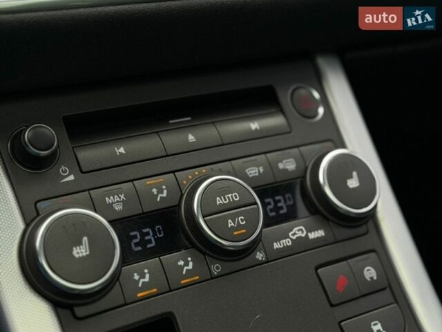 Чорний Ленд Ровер Рендж Ровер Евок, об'ємом двигуна 2.18 л та пробігом 251 тис. км за 14800 $, фото 72 на Automoto.ua