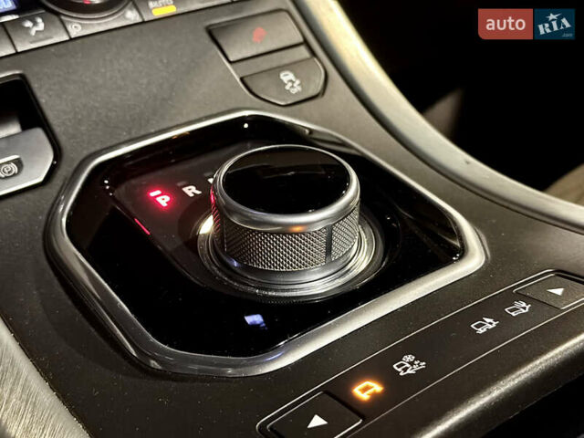 Черный Ленд Ровер Рендж Ровер Эвок, объемом двигателя 2.2 л и пробегом 139 тыс. км за 20999 $, фото 42 на Automoto.ua
