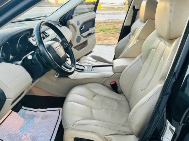 Чорний Ленд Ровер Рендж Ровер Евок, об'ємом двигуна 2 л та пробігом 154 тис. км за 13000 $, фото 5 на Automoto.ua