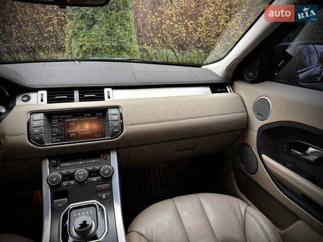 Черный Ленд Ровер Рендж Ровер Эвок, объемом двигателя 2 л и пробегом 150 тыс. км за 14700 $, фото 58 на Automoto.ua