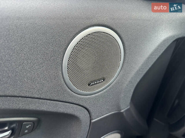 Черный Ленд Ровер Рендж Ровер Эвок, объемом двигателя 2 л и пробегом 210 тыс. км за 13999 $, фото 20 на Automoto.ua