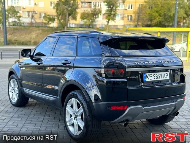Черный Ленд Ровер Рендж Ровер Эвок, объемом двигателя 2 л и пробегом 210 тыс. км за 14500 $, фото 4 на Automoto.ua