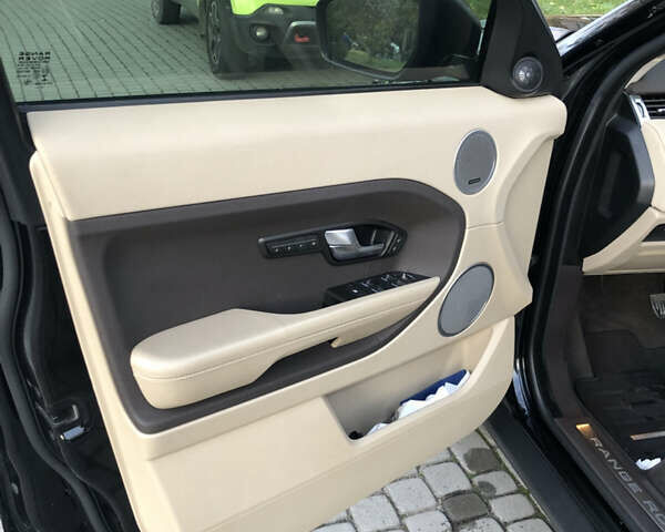 Ленд Ровер Рендж Ровер Эвок 2013 в Львове на Automoto.ua Черный Ленд Ровер Рендж Ровер Эвок, объемом двигателя 2 л и пробегом 178 тыс. км за 18500 $, фото 11 на Automoto.ua