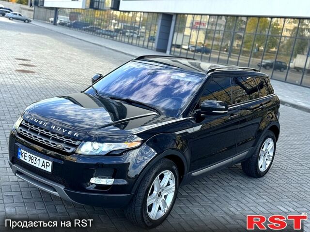 Черный Ленд Ровер Рендж Ровер Эвок, объемом двигателя 2 л и пробегом 210 тыс. км за 14500 $, фото 2 на Automoto.ua
