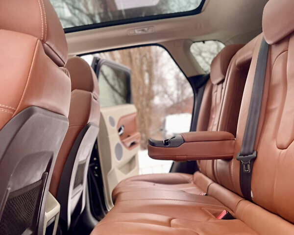 Чорний Ленд Ровер Рендж Ровер Евок, об'ємом двигуна 2 л та пробігом 145 тис. км за 13500 $, фото 46 на Automoto.ua