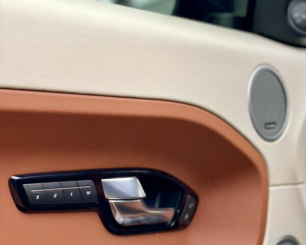 Черный Ленд Ровер Рендж Ровер Эвок, объемом двигателя 2 л и пробегом 145 тыс. км за 13995 $, фото 42 на Automoto.ua