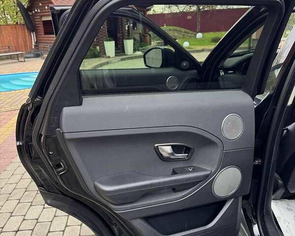 Ленд Ровер Рендж Ровер Эвок 2014 в Тячеве на Automoto.ua Черный Ленд Ровер Рендж Ровер Эвок, объемом двигателя 2 л и пробегом 182 тыс. км за 15500 $, фото 12 на Automoto.ua