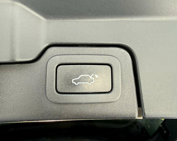 Чорний Ленд Ровер Рендж Ровер Евок, об'ємом двигуна 2.18 л та пробігом 182 тис. км за 18500 $, фото 29 на Automoto.ua