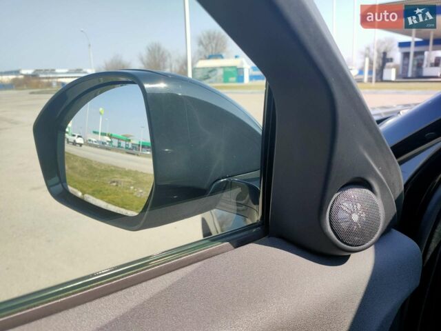 Чорний Ленд Ровер Рендж Ровер Евок, об'ємом двигуна 2.18 л та пробігом 205 тис. км за 18700 $, фото 29 на Automoto.ua