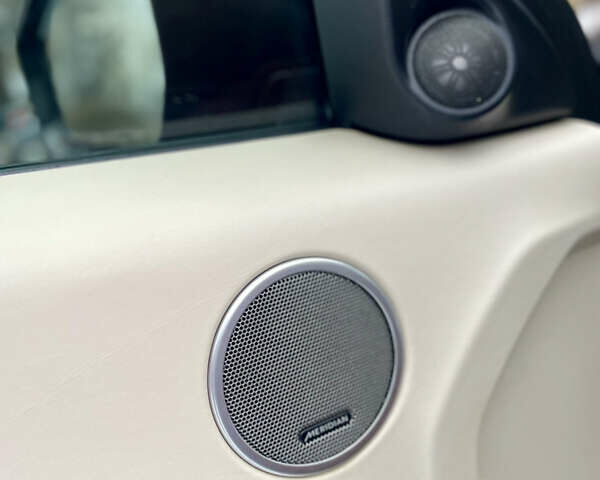 Чорний Ленд Ровер Рендж Ровер Евок, об'ємом двигуна 2 л та пробігом 145 тис. км за 13500 $, фото 39 на Automoto.ua