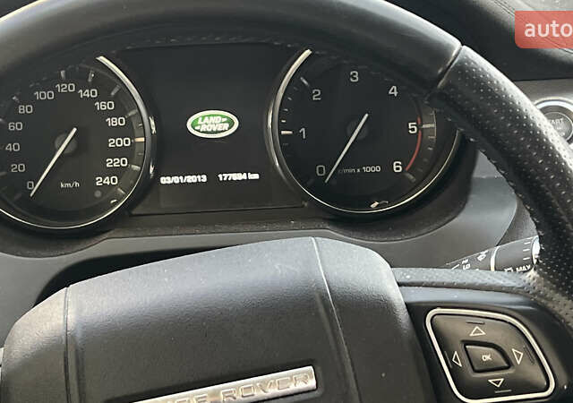Черный Ленд Ровер Рендж Ровер Эвок, объемом двигателя 2.18 л и пробегом 170 тыс. км за 8700 $, фото 8 на Automoto.ua