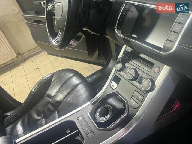 Черный Ленд Ровер Рендж Ровер Эвок, объемом двигателя 2.18 л и пробегом 262 тыс. км за 20600 $, фото 6 на Automoto.ua