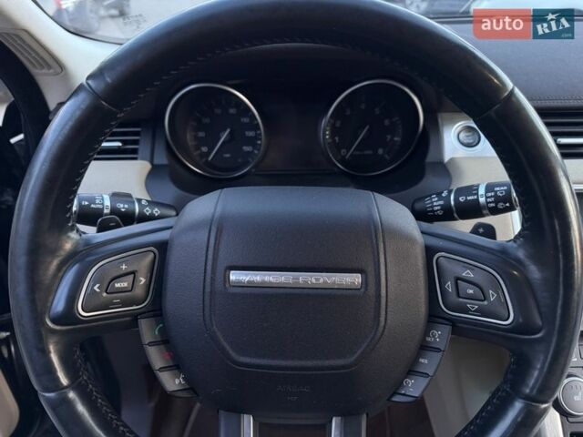 Чорний Ленд Ровер Рендж Ровер Евок, об'ємом двигуна 2 л та пробігом 255 тис. км за 12300 $, фото 37 на Automoto.ua