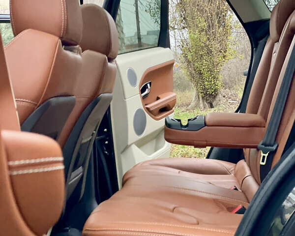 Черный Ленд Ровер Рендж Ровер Эвок, объемом двигателя 2 л и пробегом 145 тыс. км за 13995 $, фото 49 на Automoto.ua