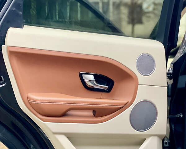 Черный Ленд Ровер Рендж Ровер Эвок, объемом двигателя 2 л и пробегом 145 тыс. км за 13995 $, фото 48 на Automoto.ua