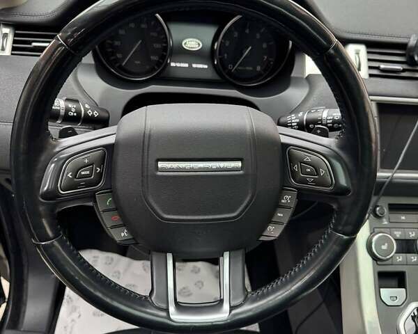 Ленд Ровер Рендж Ровер Эвок 2014 в Тячеве на Automoto.ua Черный Ленд Ровер Рендж Ровер Эвок, объемом двигателя 2 л и пробегом 182 тыс. км за 15500 $, фото 23 на Automoto.ua