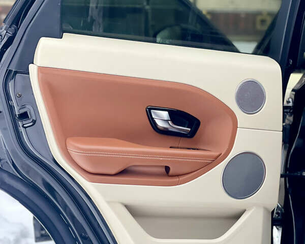 Чорний Ленд Ровер Рендж Ровер Евок, об'ємом двигуна 2 л та пробігом 145 тис. км за 13500 $, фото 44 на Automoto.ua