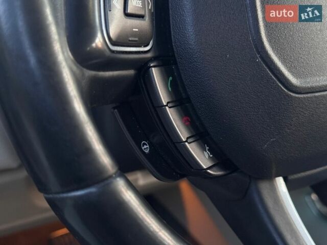 Чорний Ленд Ровер Рендж Ровер Евок, об'ємом двигуна 2 л та пробігом 255 тис. км за 12300 $, фото 36 на Automoto.ua