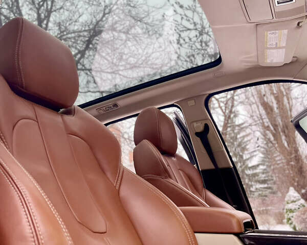 Чорний Ленд Ровер Рендж Ровер Евок, об'ємом двигуна 2 л та пробігом 145 тис. км за 13500 $, фото 26 на Automoto.ua