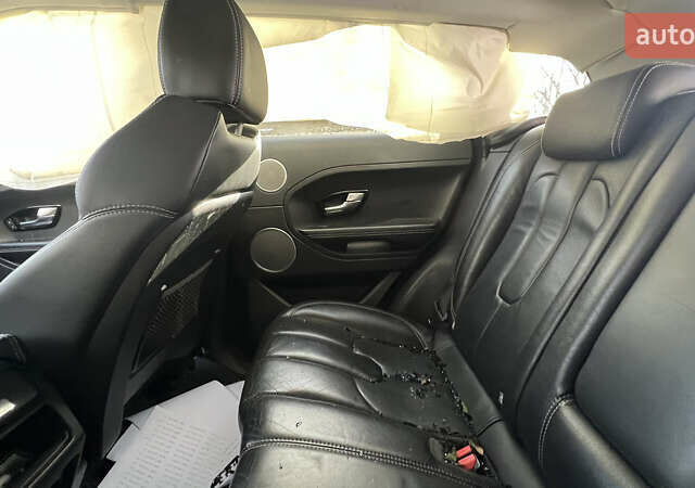 Черный Ленд Ровер Рендж Ровер Эвок, объемом двигателя 2.18 л и пробегом 170 тыс. км за 8700 $, фото 9 на Automoto.ua