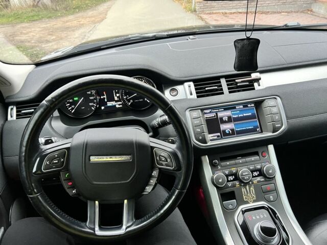 Чорний Ленд Ровер Рендж Ровер Евок, об'ємом двигуна 2 л та пробігом 197 тис. км за 13500 $, фото 7 на Automoto.ua