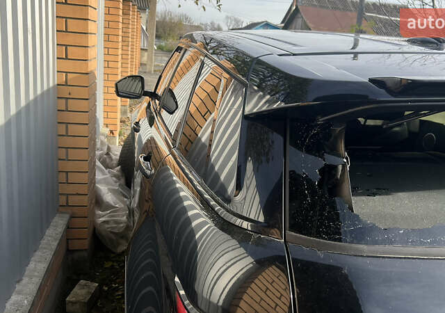 Черный Ленд Ровер Рендж Ровер Эвок, объемом двигателя 2.18 л и пробегом 170 тыс. км за 8700 $, фото 13 на Automoto.ua