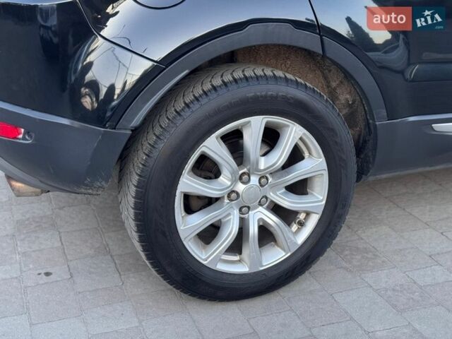 Чорний Ленд Ровер Рендж Ровер Евок, об'ємом двигуна 2 л та пробігом 255 тис. км за 12300 $, фото 5 на Automoto.ua