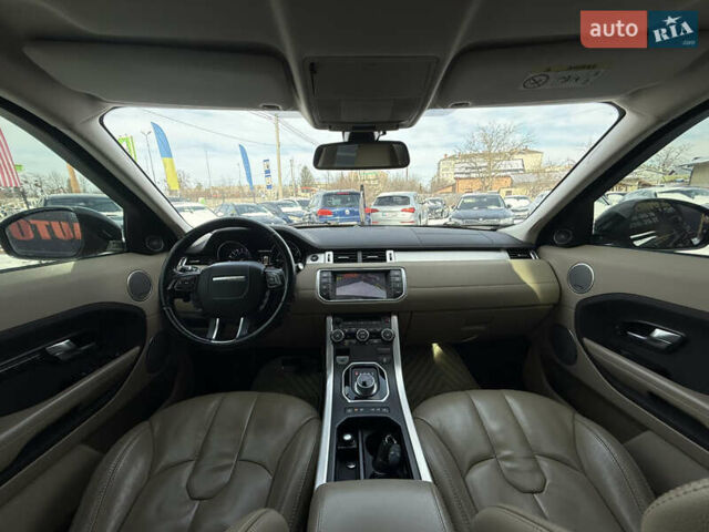 Чорний Ленд Ровер Рендж Ровер Евок, об'ємом двигуна 2.18 л та пробігом 182 тис. км за 18500 $, фото 14 на Automoto.ua