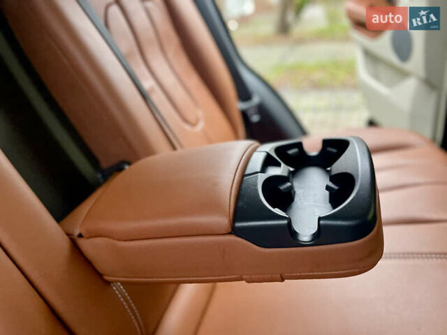 Черный Ленд Ровер Рендж Ровер Эвок, объемом двигателя 2 л и пробегом 145 тыс. км за 13995 $, фото 37 на Automoto.ua