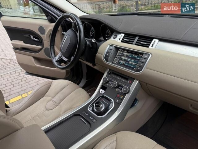 Черный Ленд Ровер Рендж Ровер Эвок, объемом двигателя 2 л и пробегом 255 тыс. км за 11700 $, фото 42 на Automoto.ua